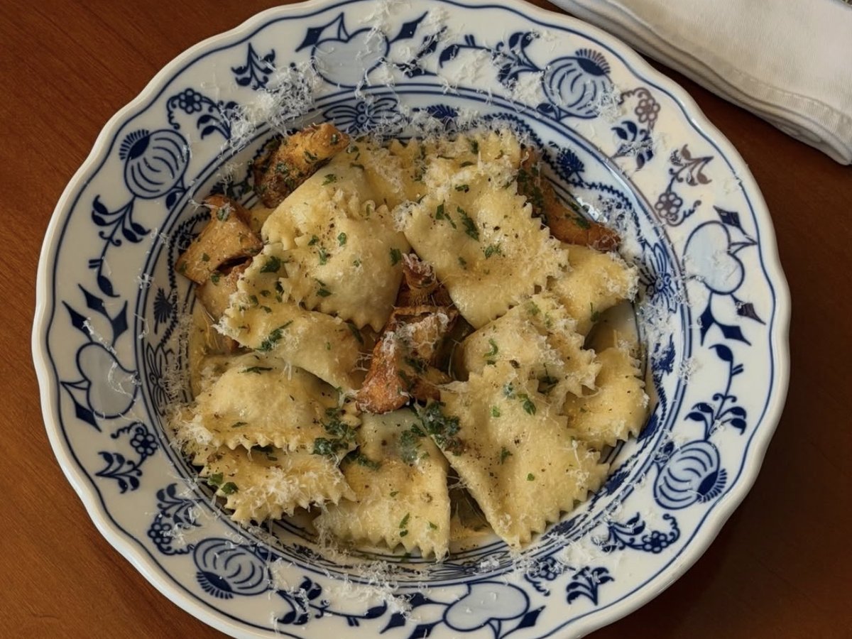 Ravioli with chanterelles